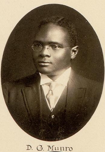 Duke Gray Munroe - Yale Divinity School class composite photographs, Yale Divinity School